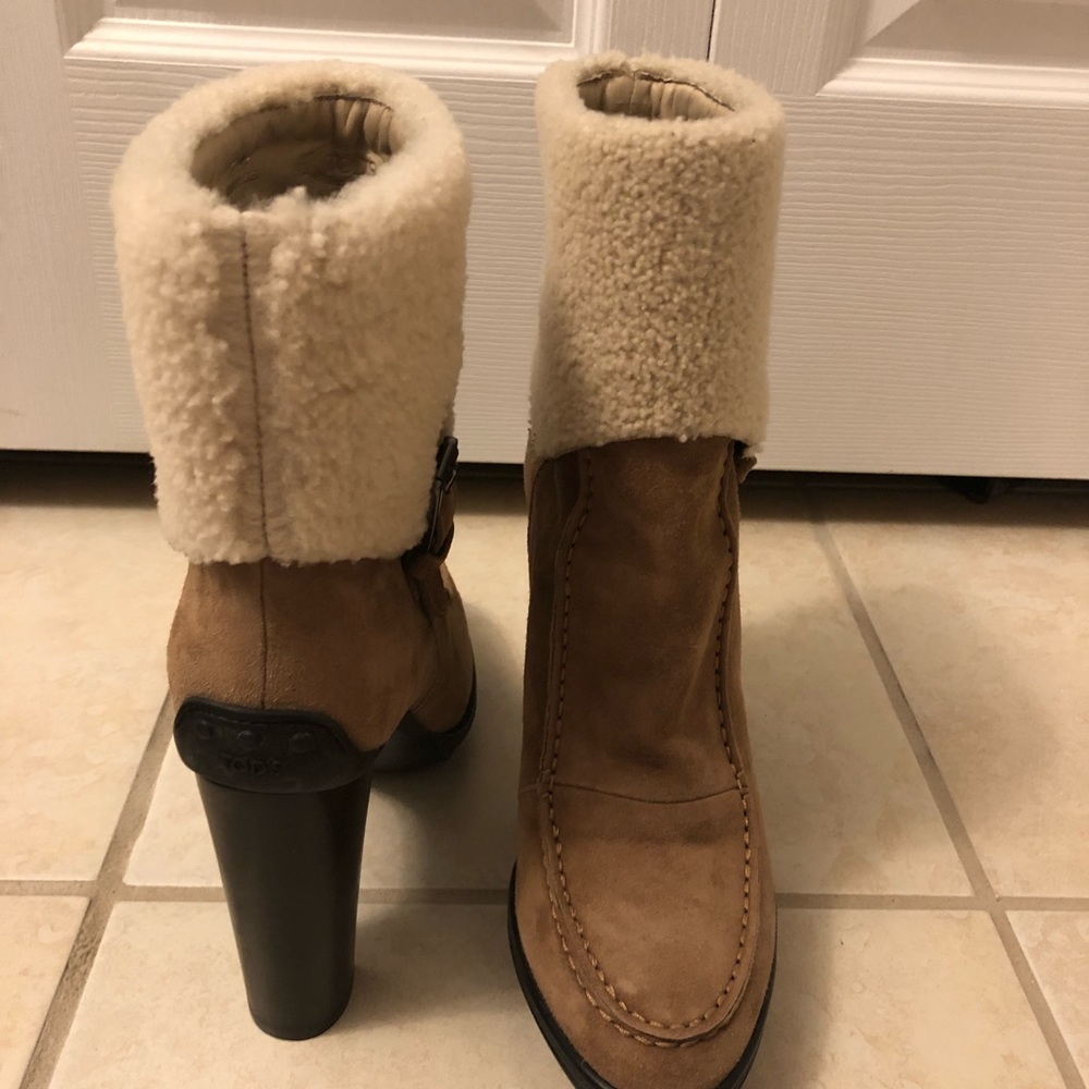 Tods’s Suede Ankle Boots